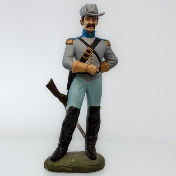 SET of 3 Vintage Ceramic Dutch Colonial 7” Figurines - Hand Painted - Picture 3 of 8